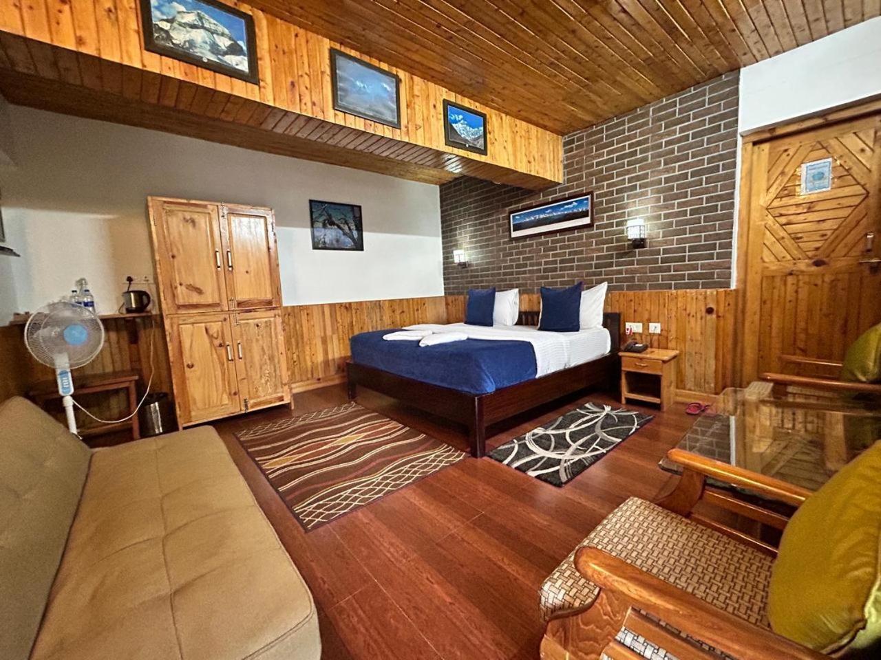 Kasar Himalaya Holiday Resort, Binsar Rd Almora Luaran gambar