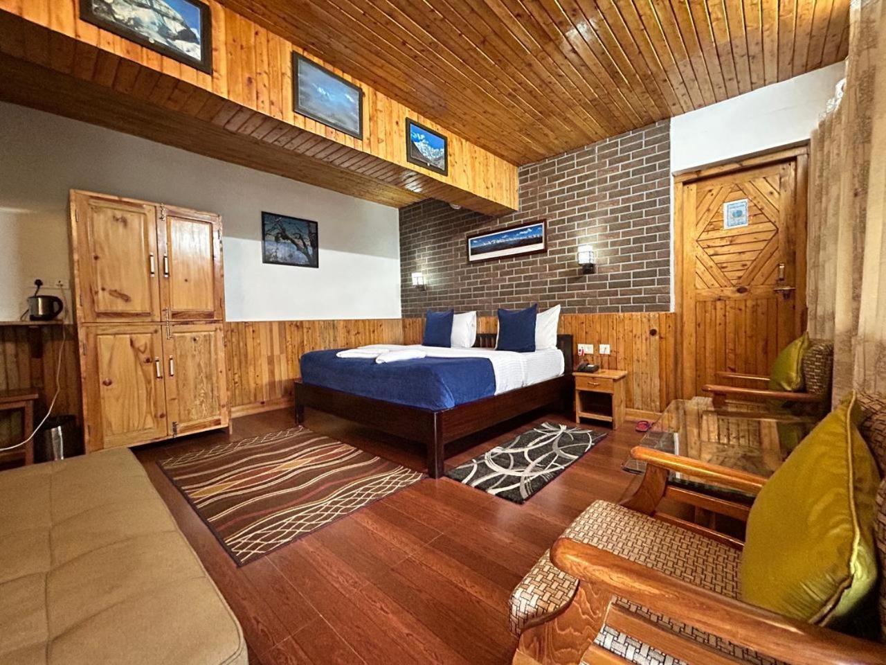 Kasar Himalaya Holiday Resort, Binsar Rd Almora Luaran gambar